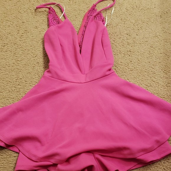 Brand new romper - Picture 1 of 2